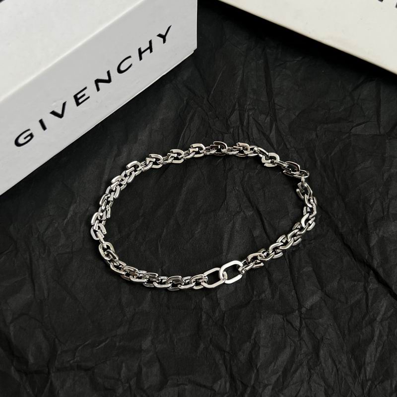 Givenchy bracelet 06yxh01